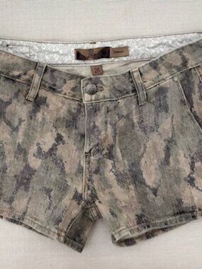 PAIGE Premium Debonair "Camo" Snake Print Jean Short - Size 26
